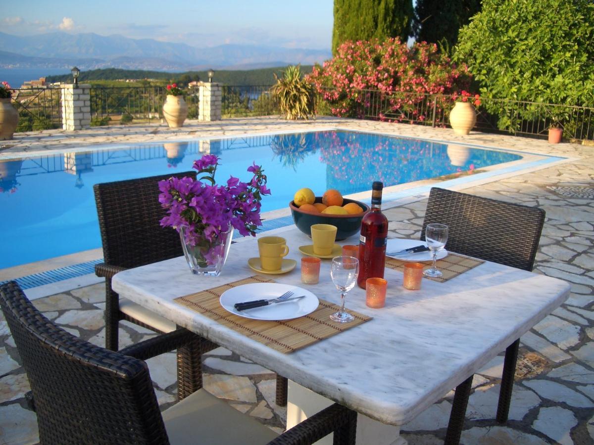 Villa Bacchus Kassiopi Corfu Esterno foto