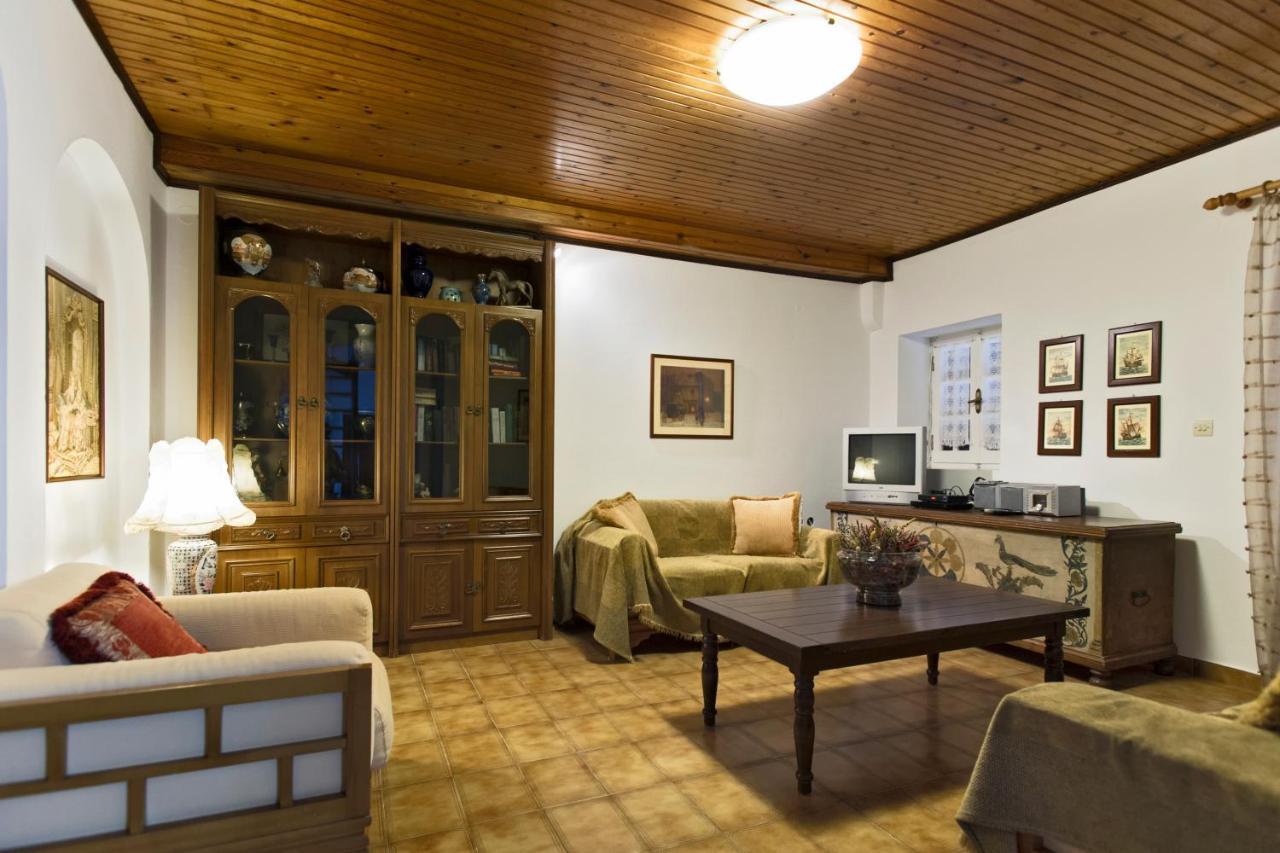Villa Bacchus Kassiopi Corfu Esterno foto