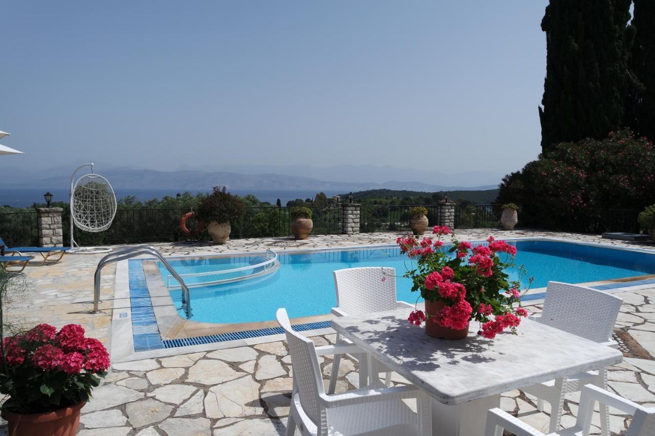 Villa Bacchus Kassiopi Corfu Esterno foto